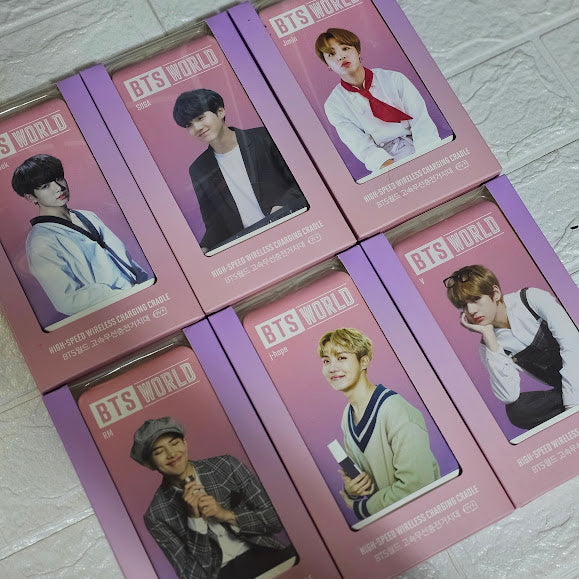 BTS World Charging Cradle (SET)