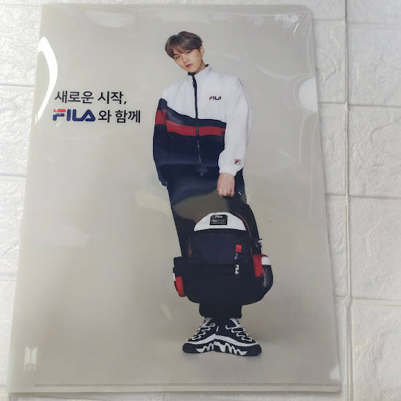 BTS x Fila L-holder