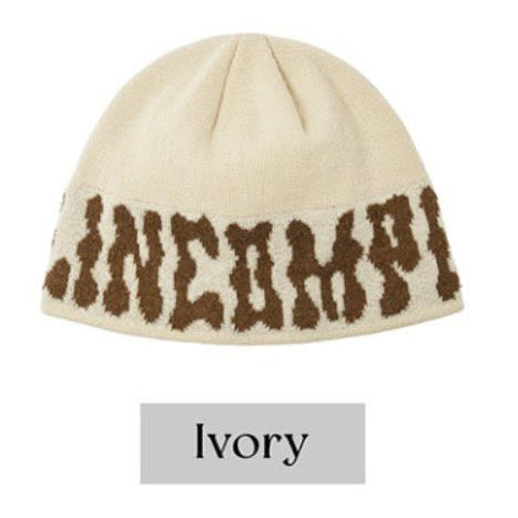 POMPOM BEANIE
